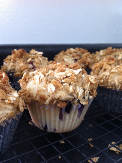 Blueberry Oatmeal Crunch Muffins