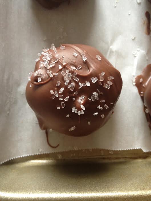 Chocolate Dipped Cheesecake Bites