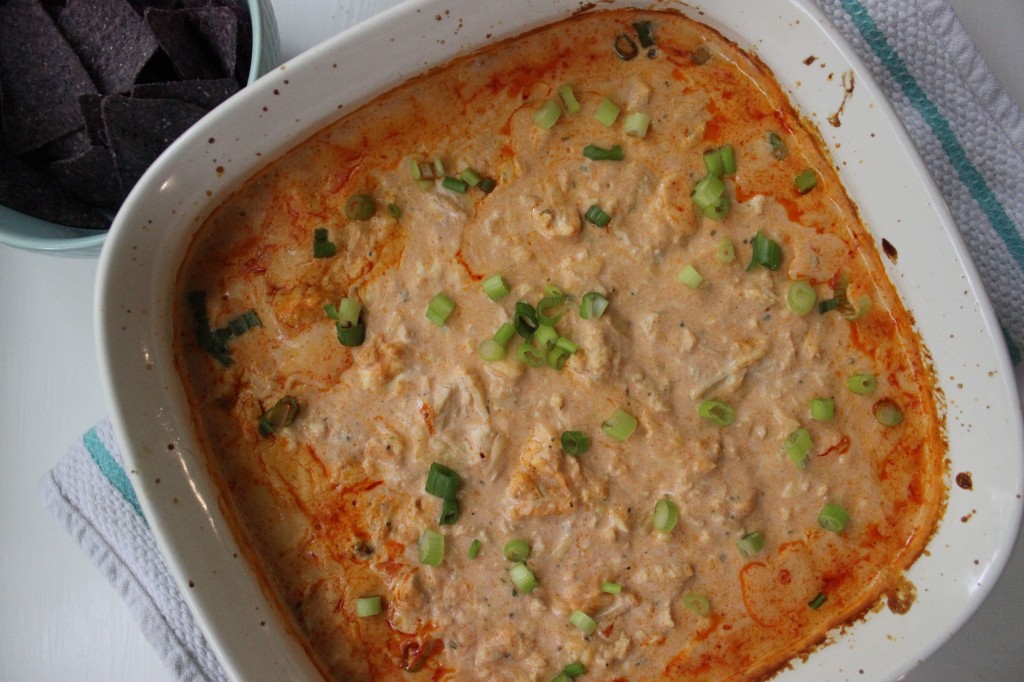 Skinny Buffalo Chicken Dip