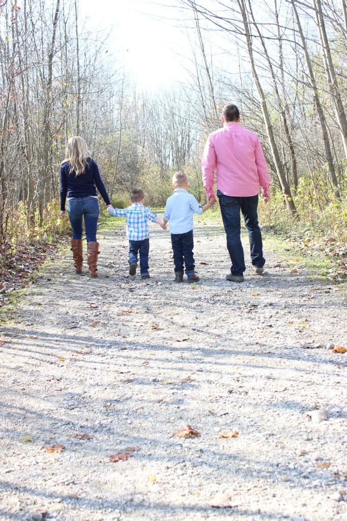 DIY Family Pictures.