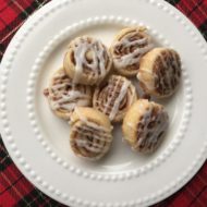 Cinnamon Roll Pie Crust Bites